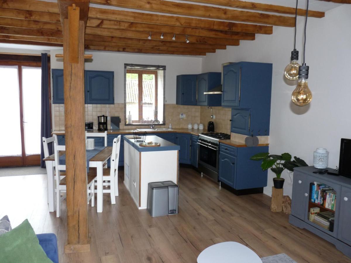 Een Prachtige Gite In Frankrijk Chez Gerard Vieilleville Exteriör bild