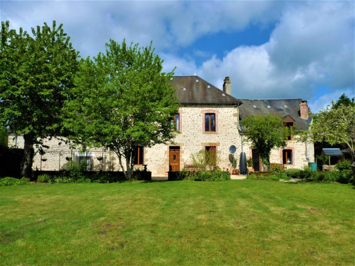 Een Prachtige Gite In Frankrijk Chez Gerard Vieilleville Exteriör bild